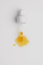 THE UNIVERSAL SKIN OIL