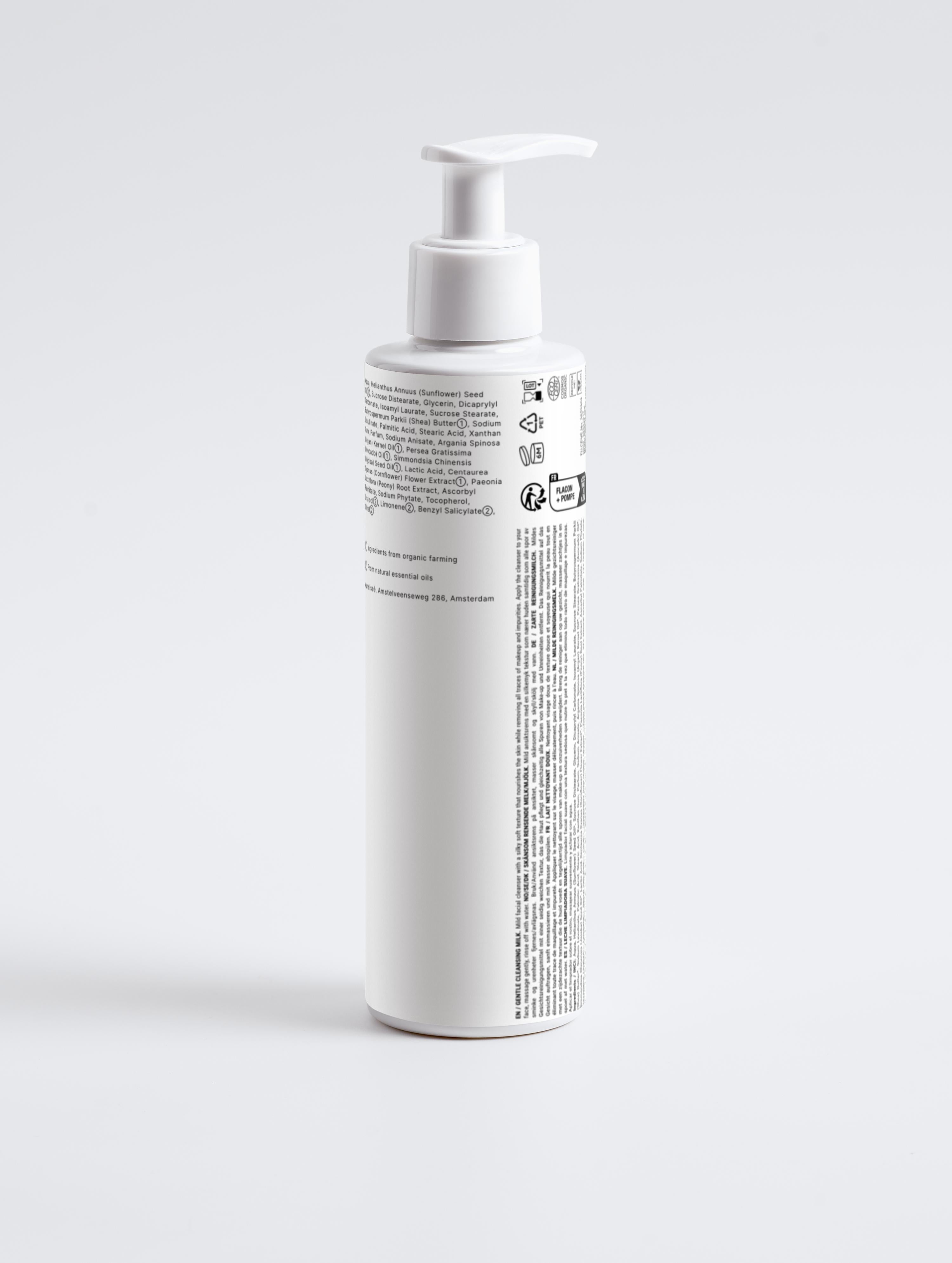 THE GENTLE MILK CLEANSER